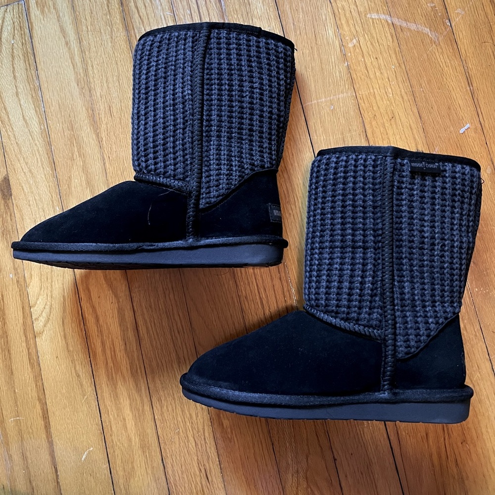 Minnetonka boots